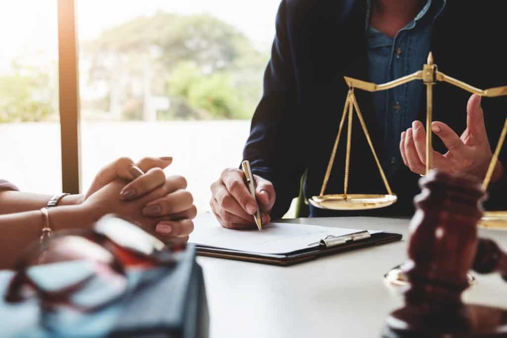 Court Applications vs. Mediation: A Less Stressful Path with EH Mediation Crook